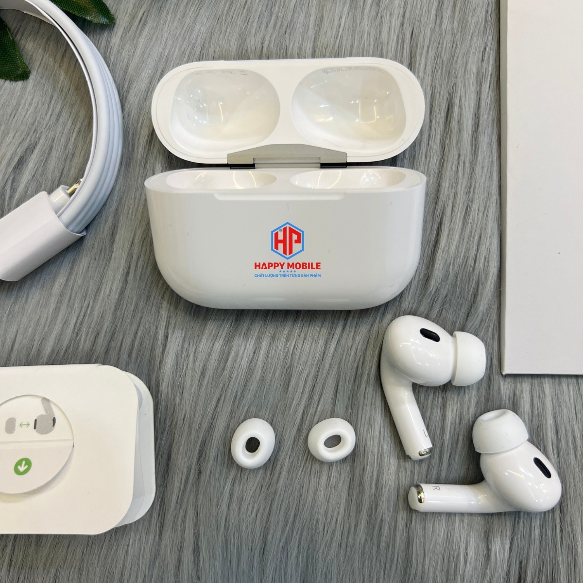 [{"lang_code":"vi","content":"Tai nghe Airpod Pro 2 H\u1ed5 V\u1eb1n ch\u1ed1ng \u1ed3n ch\u1ee7 \u0111\u1ed9ng, tr\u01b0\u1ee3t \u00e2m l\u01b0\u1ee3ng"}]